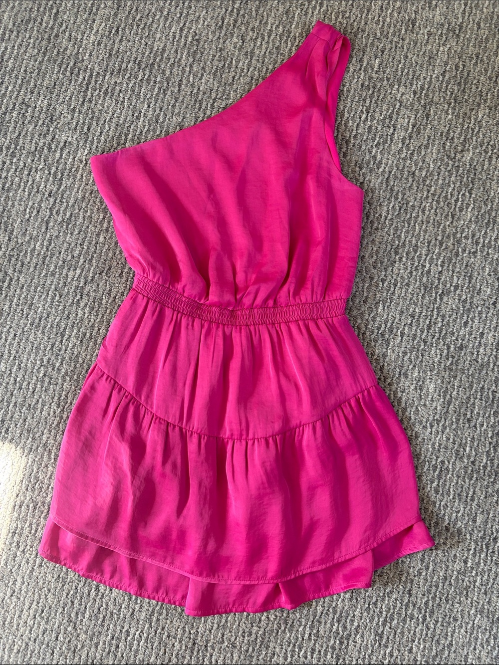 Steve Madden One-Shoulder Hot Pink Tiered Mini Dress